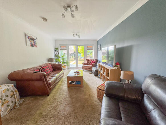 lounge 1