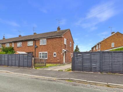 Queens Crescent, Upton, CH2