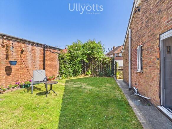 3 bed Detached Bungalow for sale Image 11