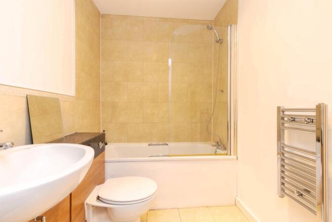 1 bed Apartment for sale Image 12