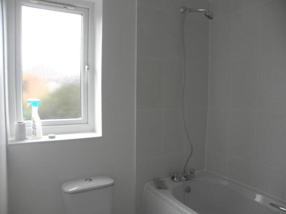 11 Whittingstall Ave