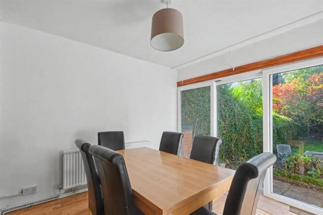 Dining Room_1.jpeg