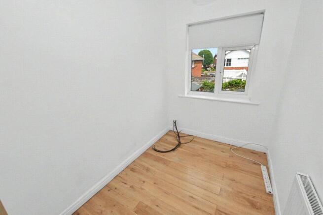 3 bed Semi-Detached for sale Image 9