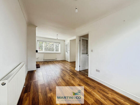 3 bed Semi-Detached for sale Image 4