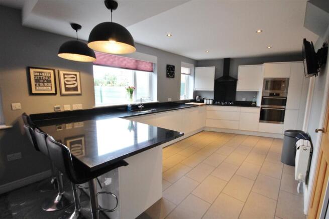 Kitchen Diner