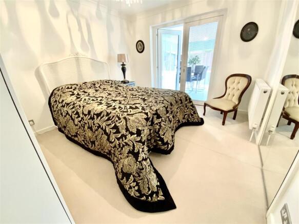 Elegant Master Bedroom