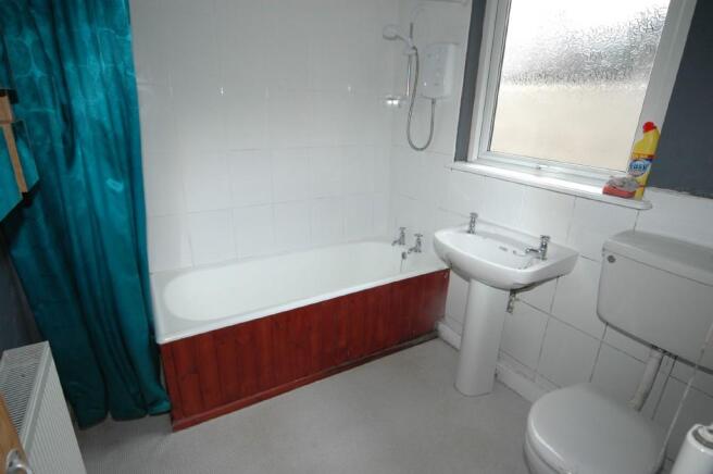 G/F BATHROOM