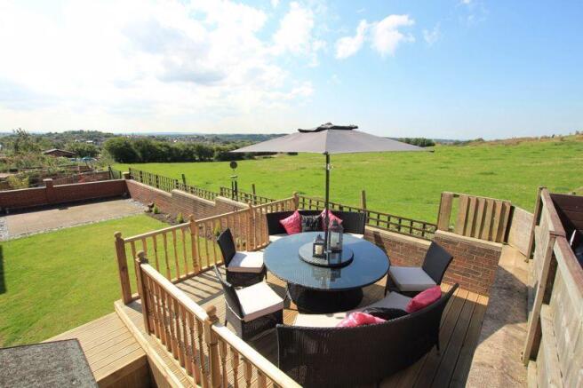 Rear Garden &a...