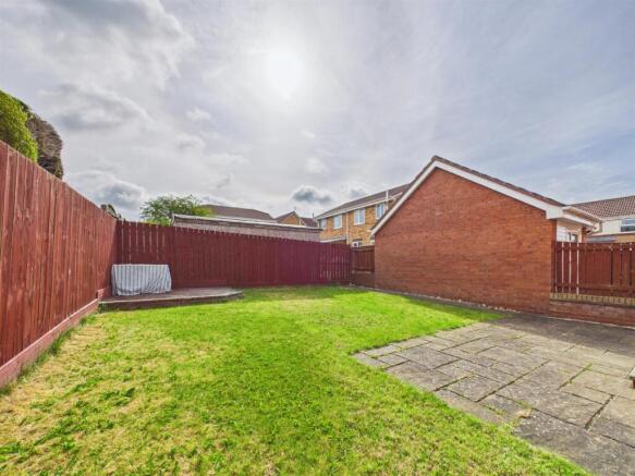 3 bed Detached for sale Image 2