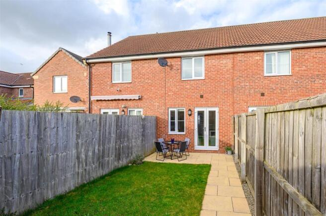 2 bed Terraced for sale Image 11