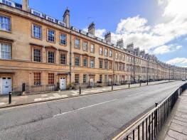 Flat 7, 30, The Paragon, Walcot, Bath BA1 5LY