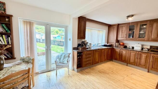 3 bed End of Terrace for sale Image 6