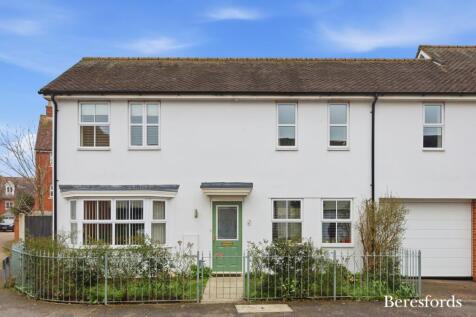 Septimus Drive, Highwoods, CO4