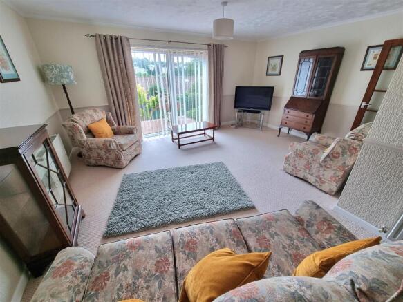 Sitting room.jpg