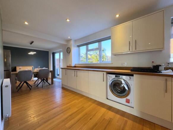 Fitted Kitchen
