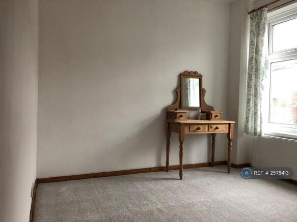 3 bed Terraced to rent Image 8