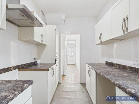 3 bed Terraced for sale Image 4
