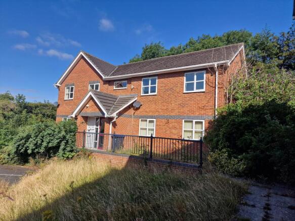 28 bed Block of Apartments for sale Image 5