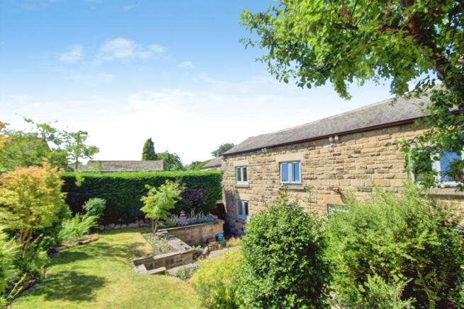 4 bed Detached for sale Image 5