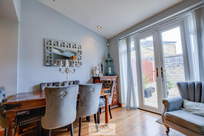 3 bed Semi-Detached for sale Image 7