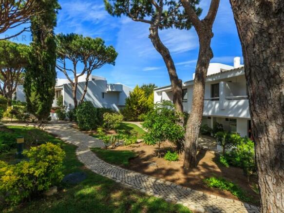 Exclusive Two-Bedroom Apartment in a Private Condominium in Quinta do Lago