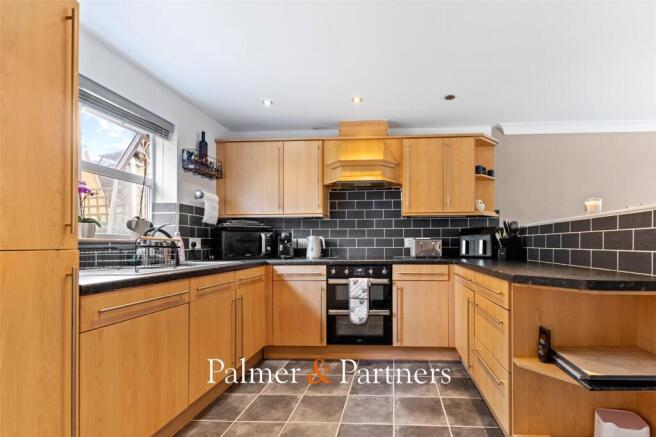 Septimus Drive, Highwoods, Colchester, Essex, CO4 photo 2