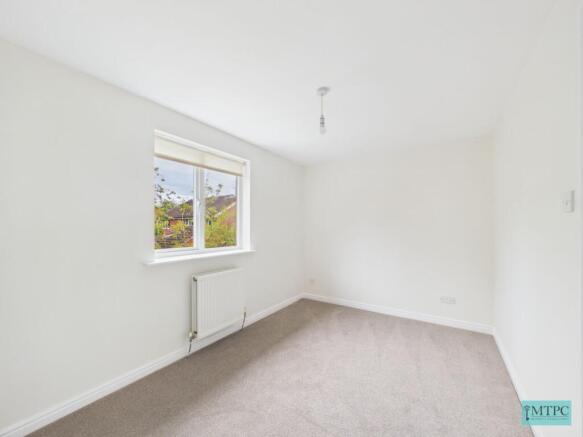 3 bed Semi-Detached to rent Image 7