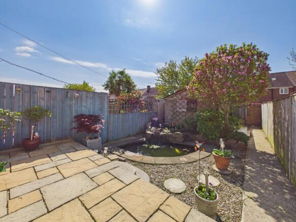 3 bed Terraced for sale Image 12