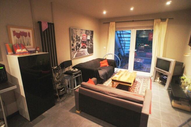 Photo 3