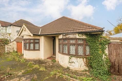 Ember Farm Way, East Molesey