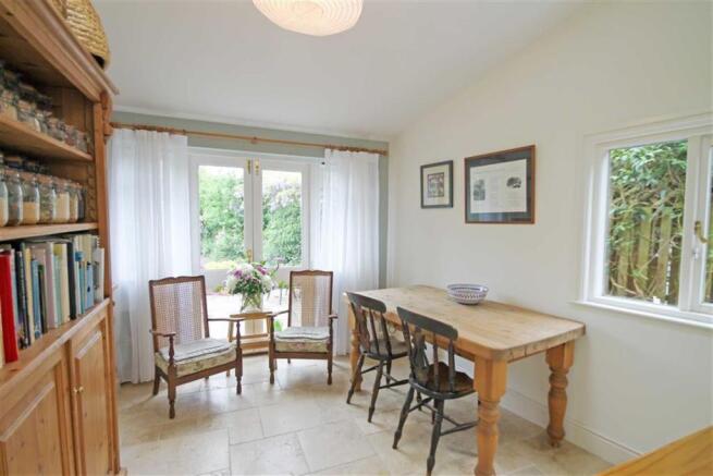 Breakfast room