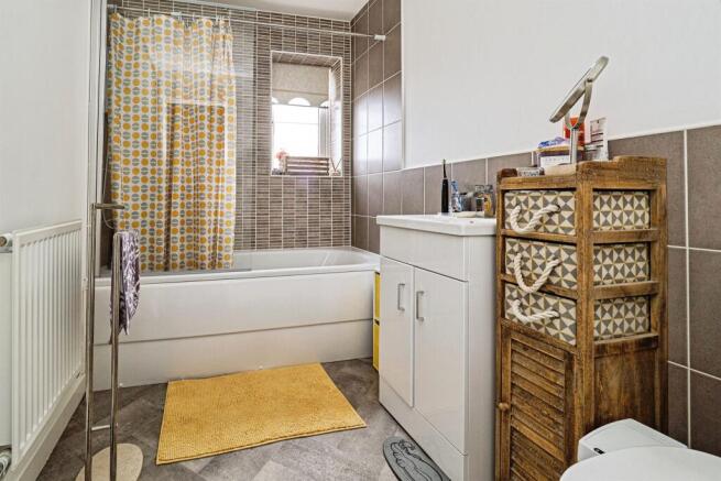 3 bed Detached for sale Image 12