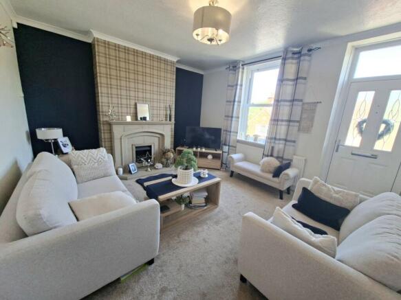2 bed Semi-Detached for sale Image 5