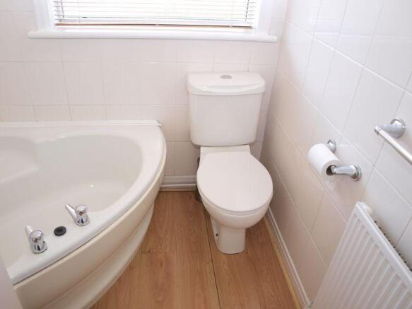 Family Bathroo...