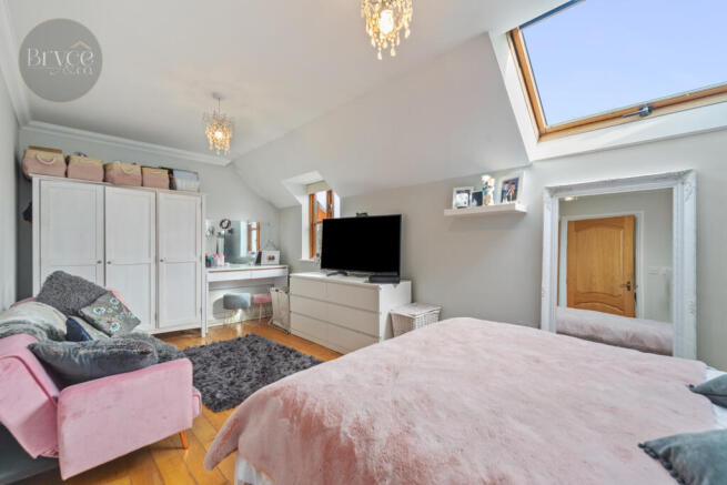 Haylett Lodge  -37