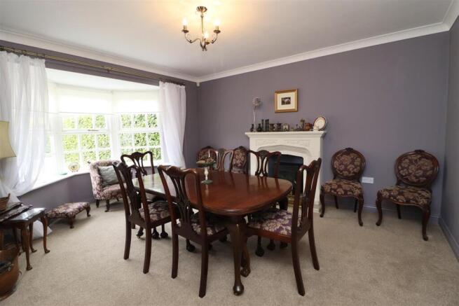 4 bed Detached for sale Image 5