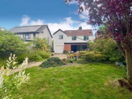 Ark Lodge, Horsham Road, Gossops Green, Crawley RH11 8PN