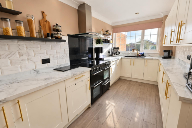 GALLEY KITCHEN