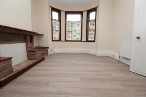 52, Ingledew Road, London SE18 1AW