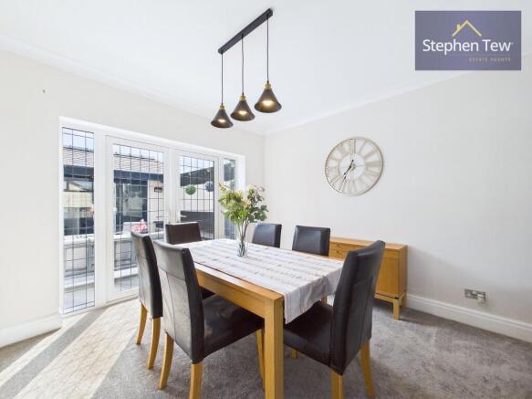Living/Dining Room