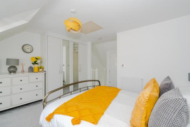 51, Water Reed Grove, Walsall, West Midlands, WS2 