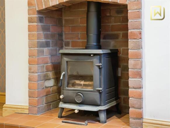LOG BURNER