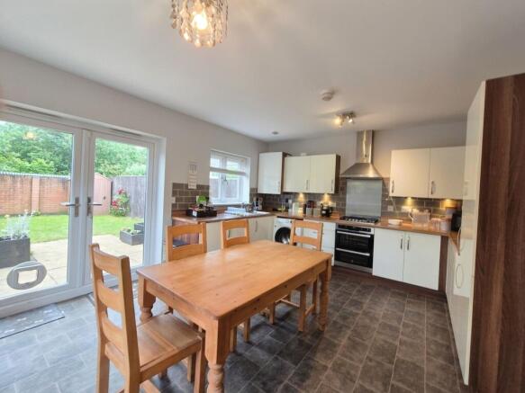 Dining Kitchen