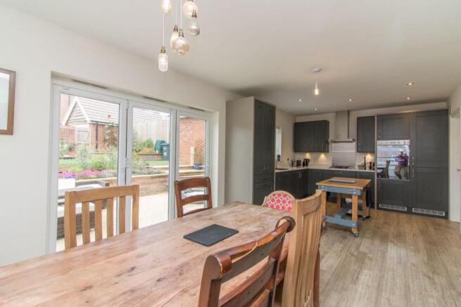 Kitchen/Dining Room