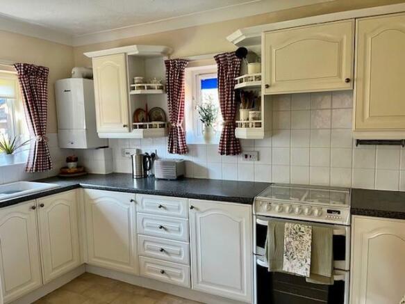 extra kitchen