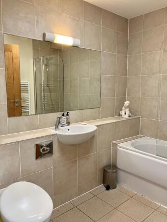 Photo 11