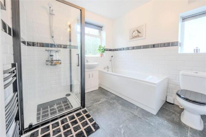 3 bed Semi-Detached for sale Image 11