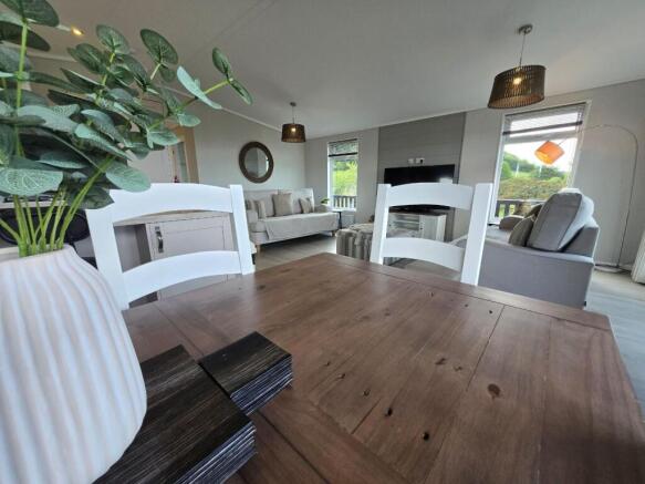 3 bed Park Home for sale Image 12