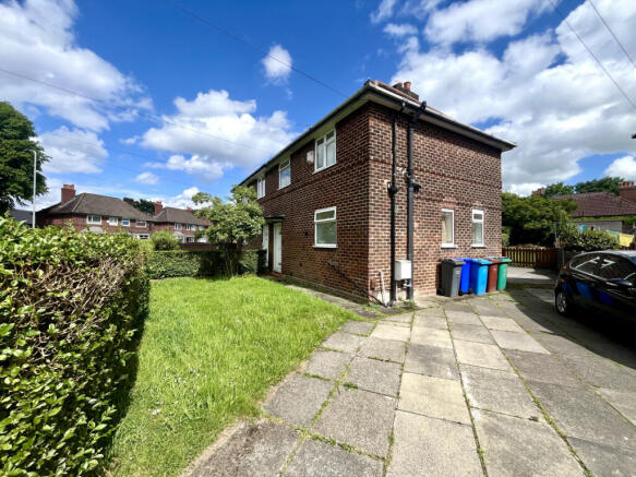 3 Bedroom Semi Detached for Rent