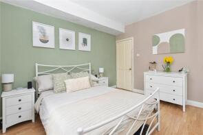 31, Burley Lodge Terrace, Hyde Park, Leeds LS6 1QA